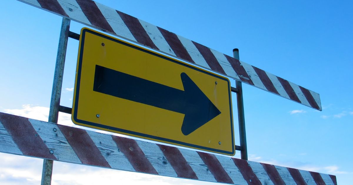 Desvíos y estrategias: El juego de contraataques del Centro Democrático