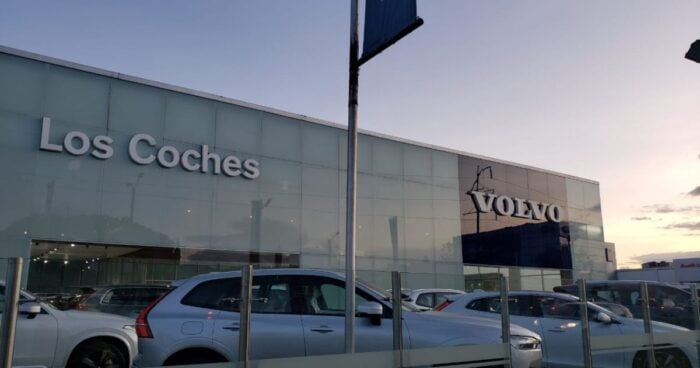 Los Coches, el próspero negocio de carros de los Ardila Lulle