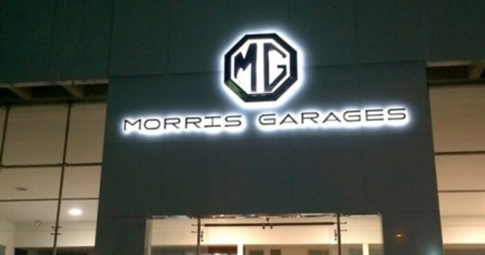 Los Autos, el otro negocio de los Ardila Lülle dedicado a la venta de carros