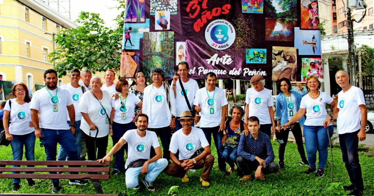 Artistas del parque de El Peñón de Cali: 37 años de arte a cielo abierto     