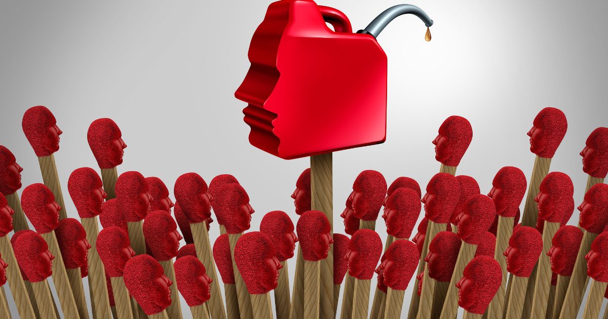 ¿Qué es el “gaslighting”, el método con el que buscan socavar al Gobierno Petro?