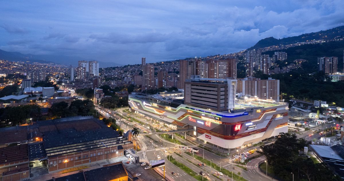 Utilidad controladora de Parque Arauco crece un 11,2%, superando los US$128 millones al cierre de 2023