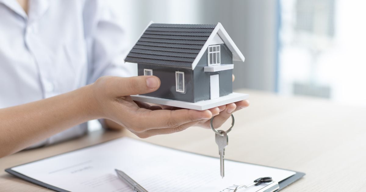 ¿Rajados en construcción de vivienda de interés social en Colombia?