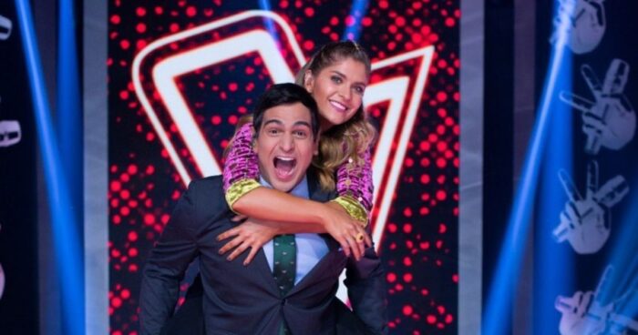 Esto hace hoy en día Alejandro Palacio, el primer presentador de La Voz Kids