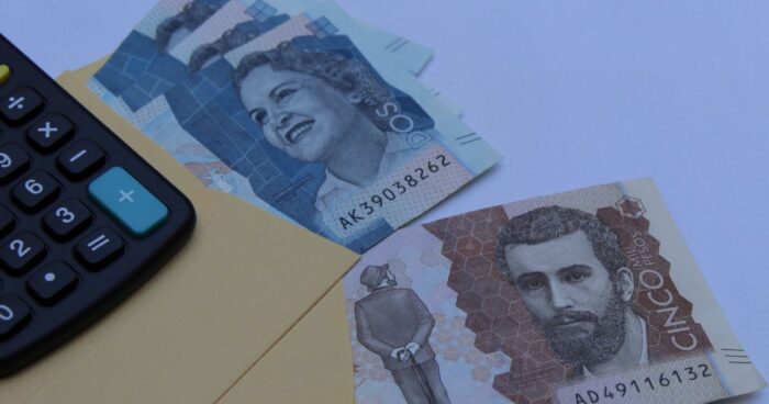 ¿Hasta qué fecha le pueden consignar las cesantías, los intereses y cuánta plata es? - -- Las2orillas Pago de Cesantías