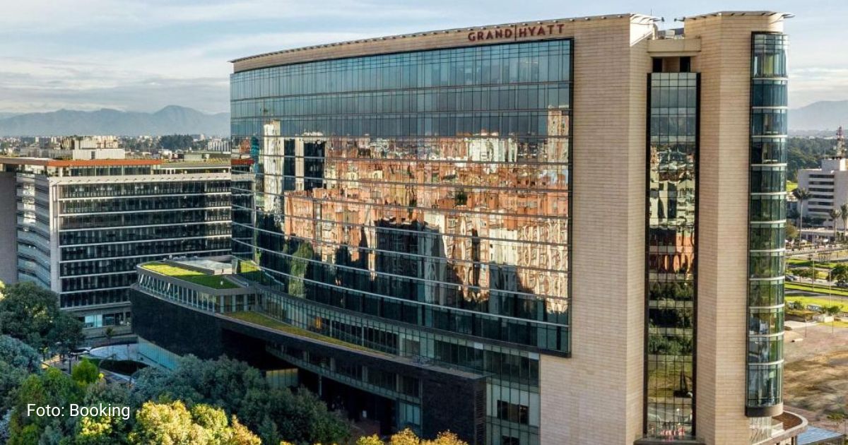 El hotel Grand Hyatt, uno de los más lujosos de Bogotá, abrió vacantes para personas con poca experiencia