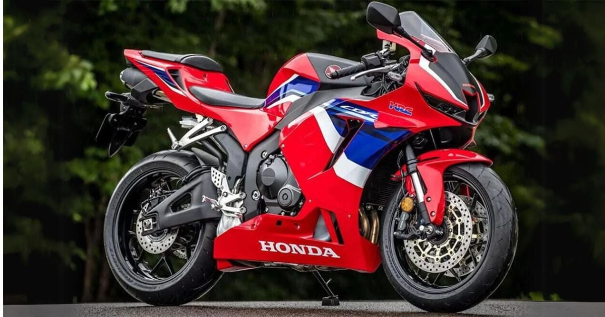 La potente moto que Honda renovó para este 2024, es una superdeportiva