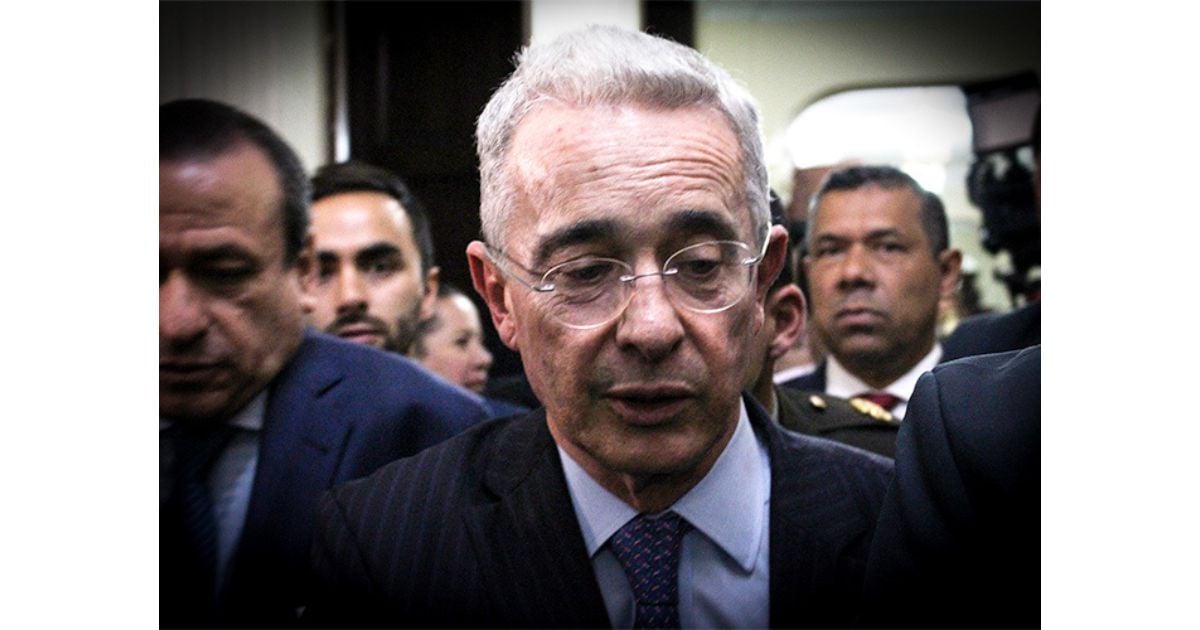 ¿Qué hizo de Uribe casi un mito?