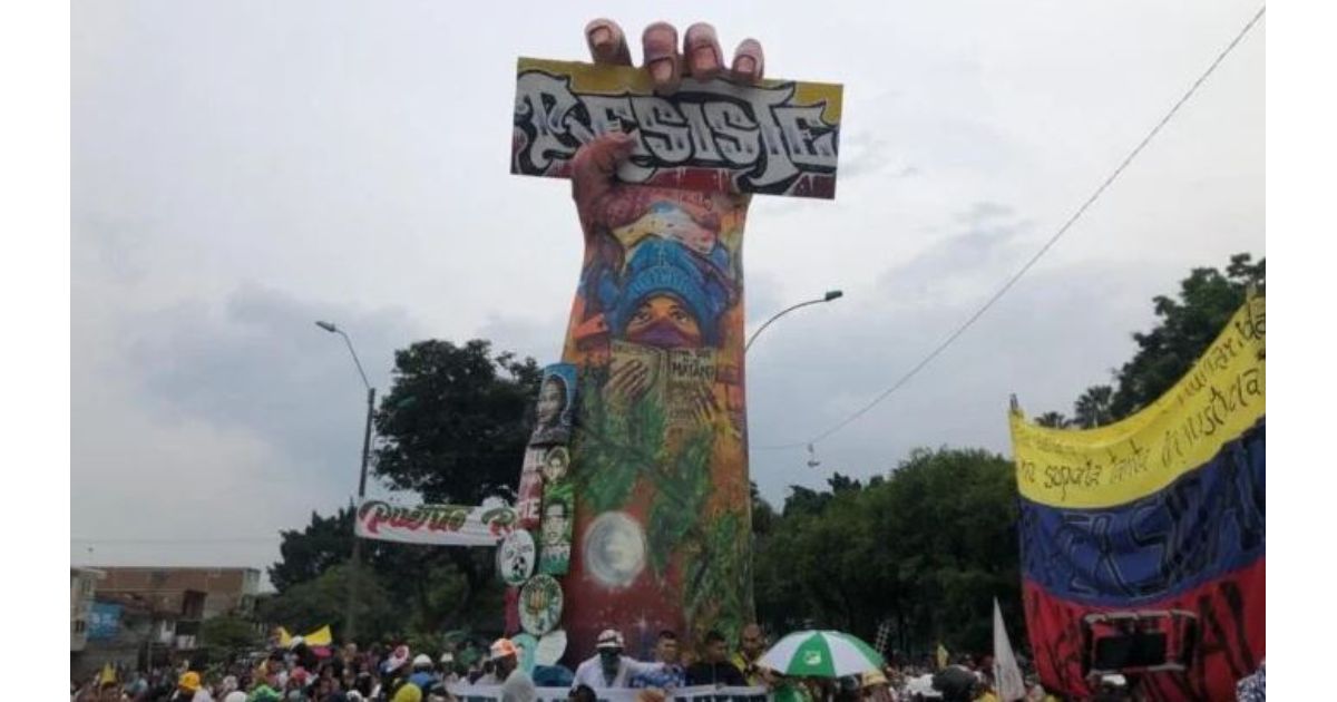 Derrumbar el monumento Mano de la Resistencia en Cali sería una provocación a la protesta ciudadana