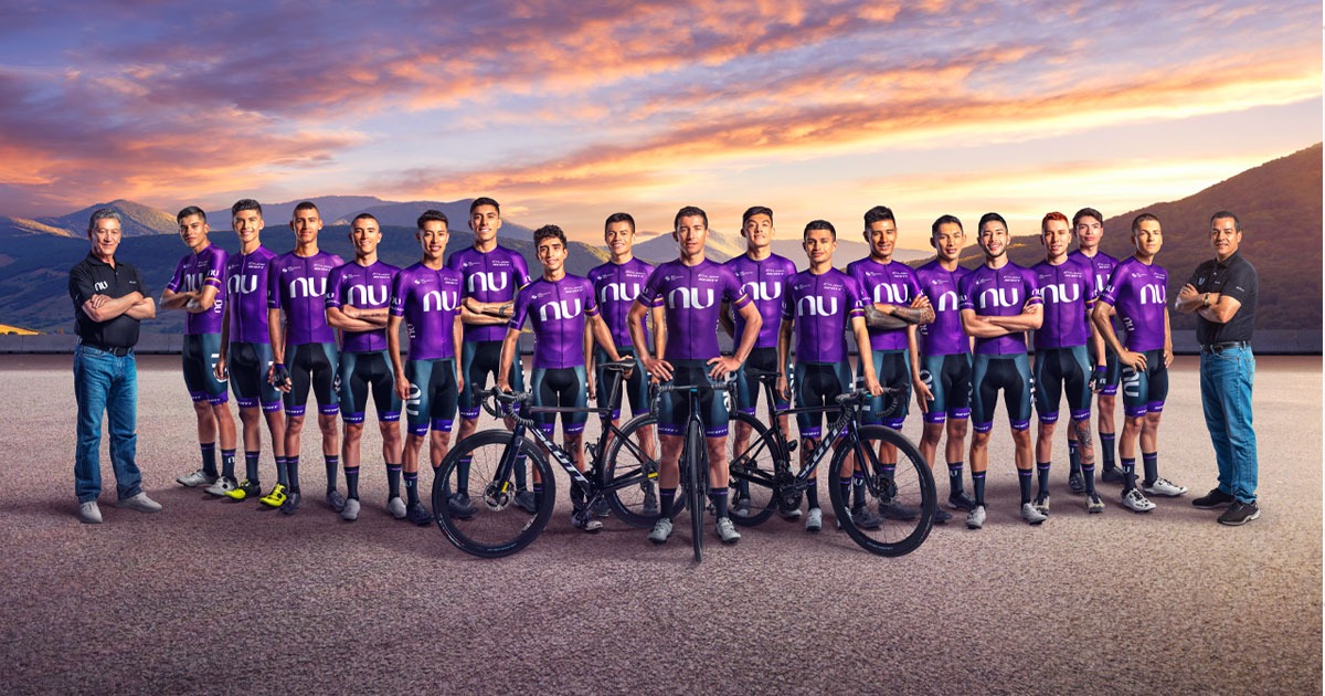 Entrenador de Nu Colombia, equipo de David Vélez Tour Colombia