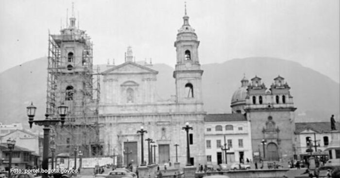 Barrios de Bogotá - plaza de Bolívar 