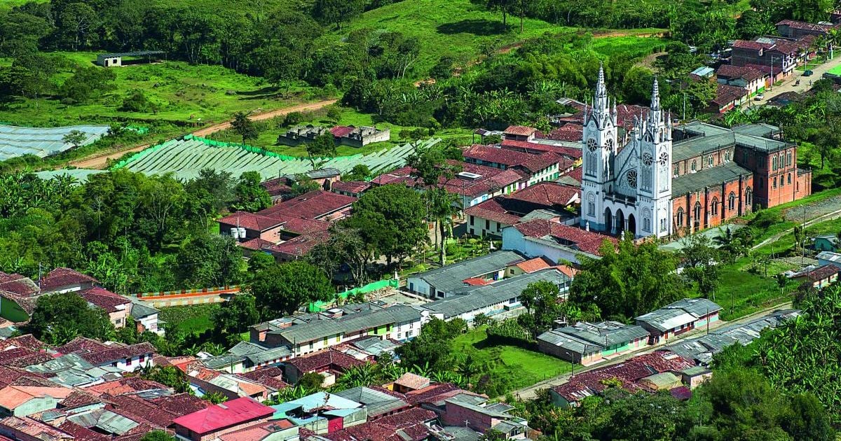 El pueblo de Antioquia perfecto para conocer en Semana Santa: Allí nació la única santa colombiana
