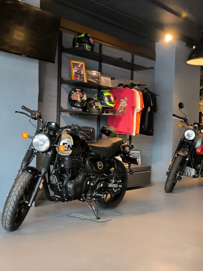  - Royal Enfield abre sus puertas en Barranquilla