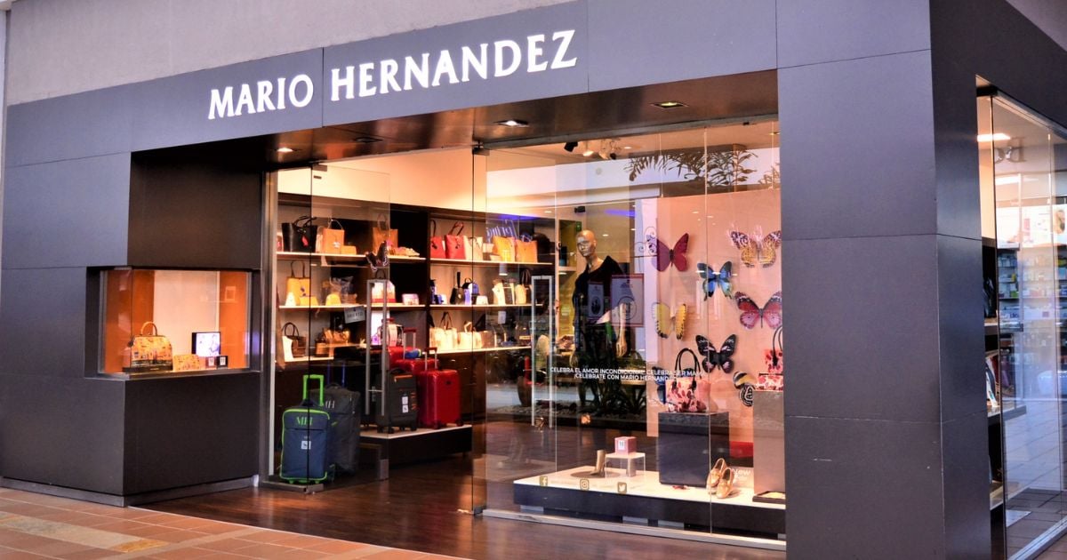 Descuentos de hasta el 70% en la famosa Mario Hernández para estrenar bolsos y zapatos elegantes