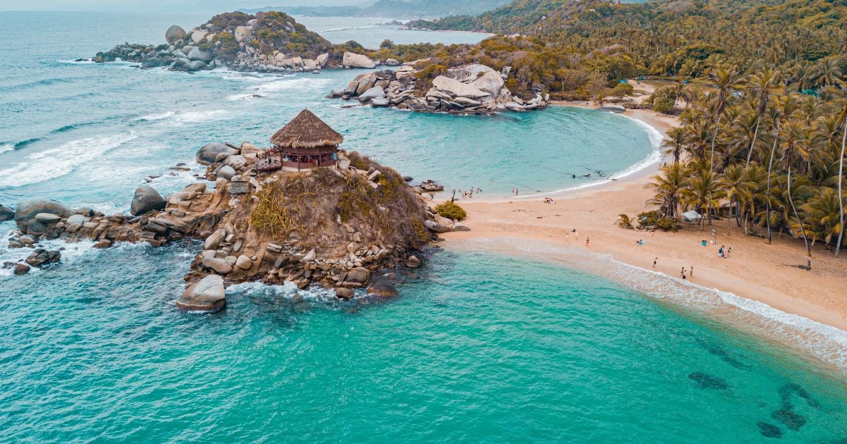 Cuáles son las playas más limpias y puras de Colombia según la IA