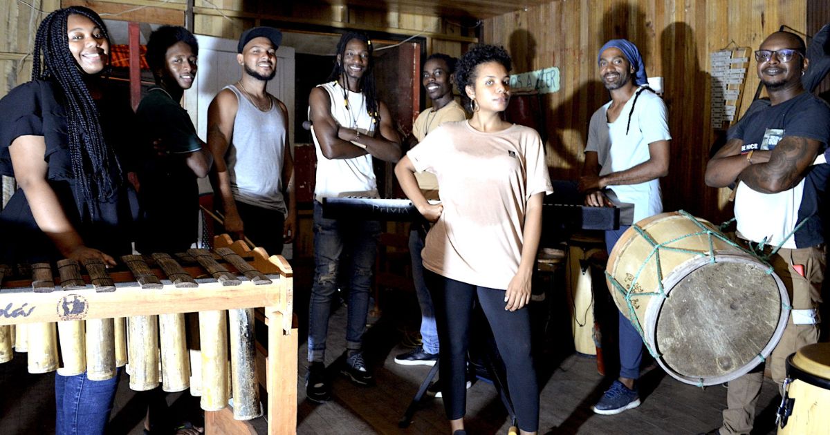 Con Pura Actitud, Plu con Pla es nominado a 'Mejor canción folclórica' en Premios Nuestra Tierra