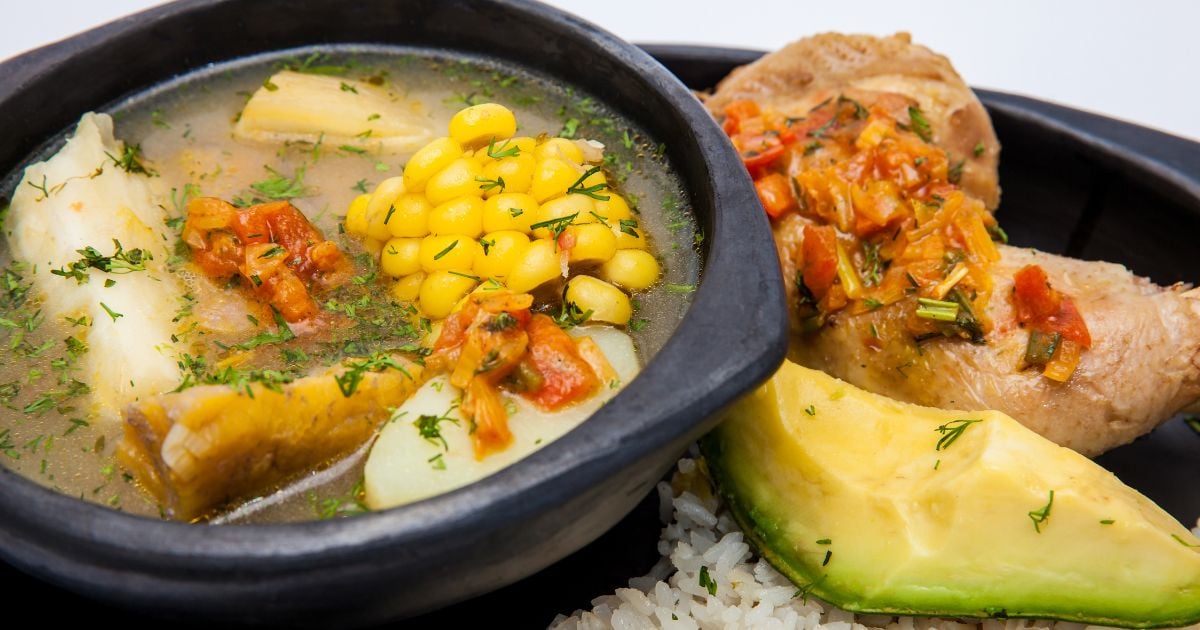 Cuál es la ciudad de Colombia donde hacen la comida más rica según la IA