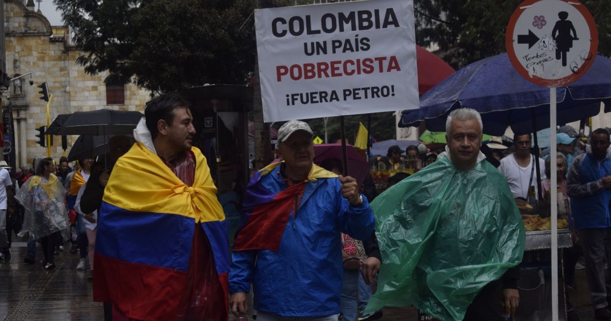 El país tonto que se creía inteligente
