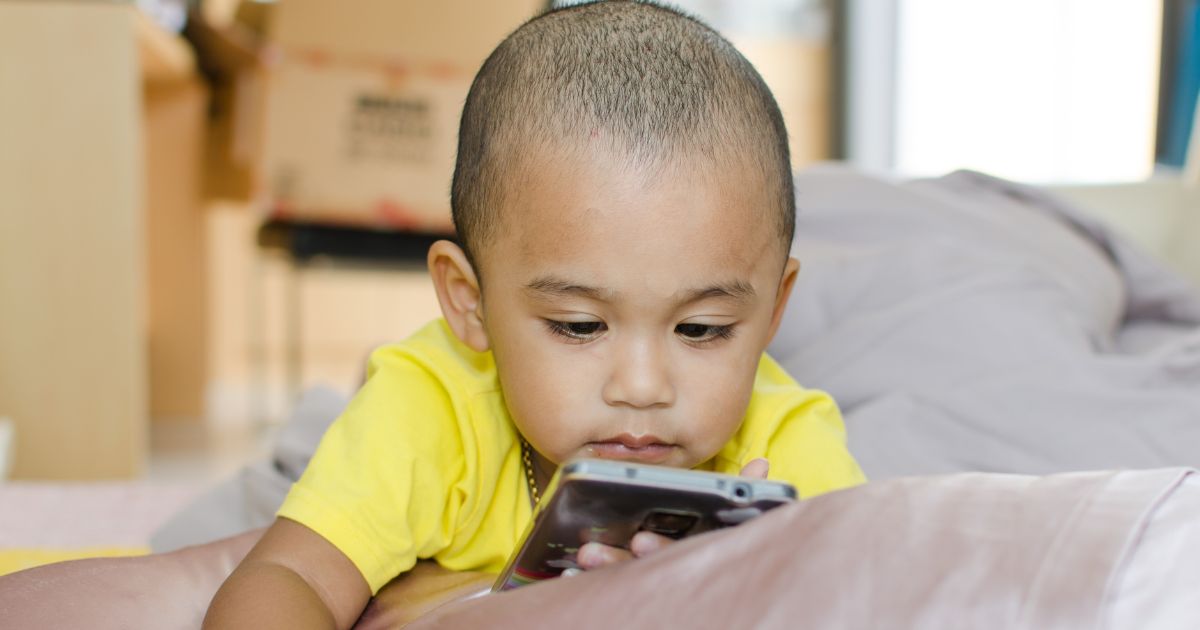 ¿Restringir o potenciar uso de dispositivos móviles como estrategia didáctica?