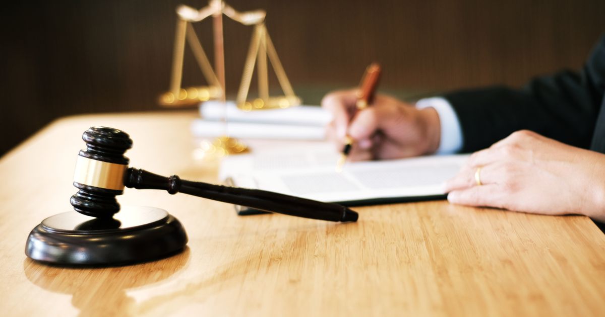 La vana ilusión del derecho: una crítica a la inacción judicial