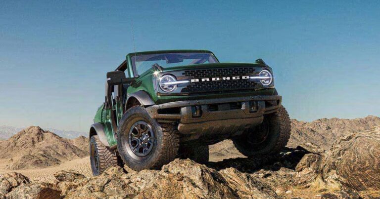 Nueva Ford Bronco - Ford presentó su nueva camioneta Bronco con la que la competirán a la renovada Toyota Prado