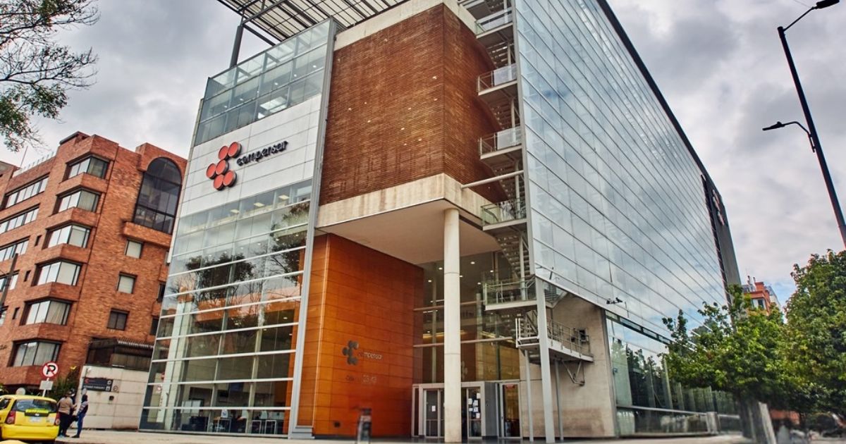 Compensar abrió vacantes para profesionales con poca experiencia y los sueldos superan los $3 millones