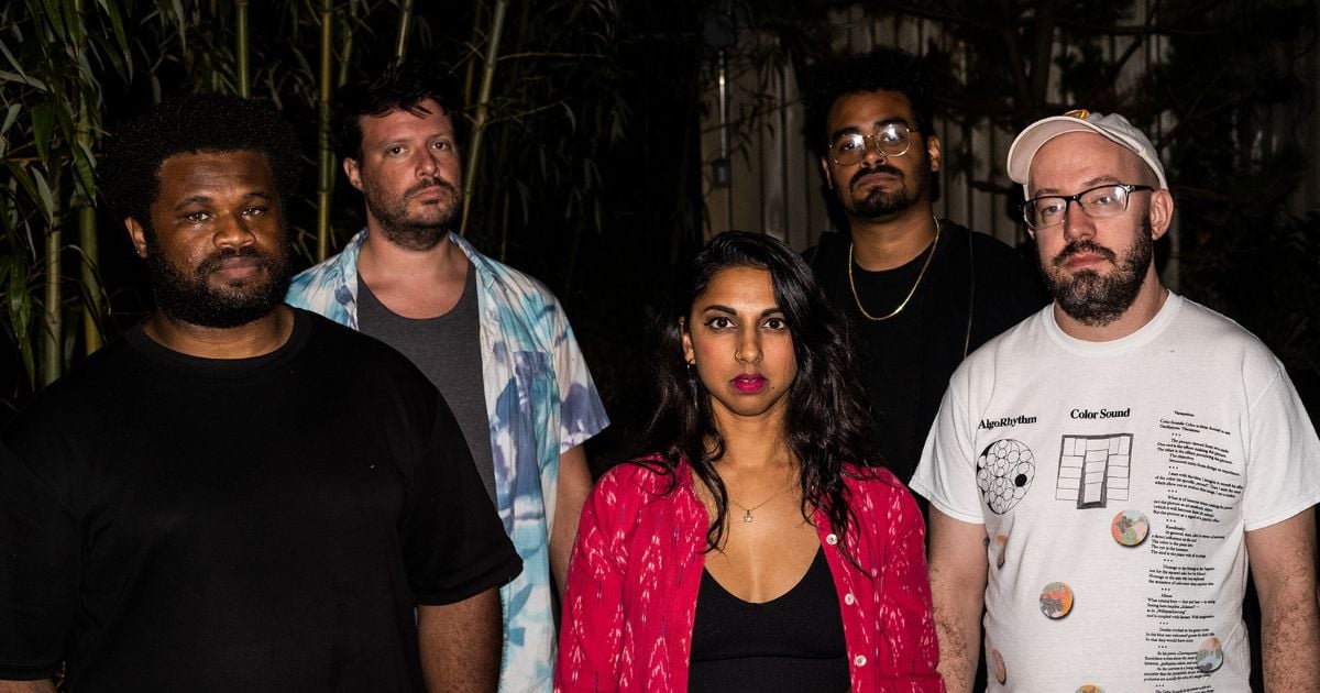 Amirtha Kidambi y los Elder Ones: la banda de jazz contemporáneo y experimentación sonora en Colombia