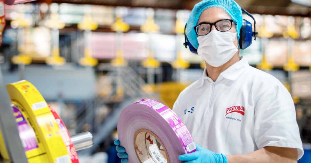 Postobón tiene nuevas vacantes disponibles con salarios de hasta $8 millones; postúlese