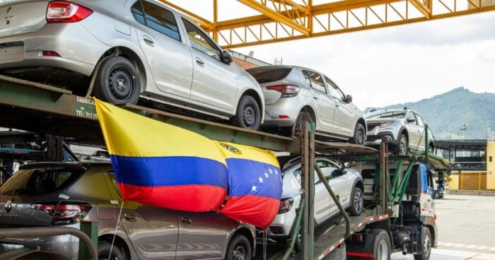Renault le apuesta a Envigado y la pondría por encima de sus plantas en Brasil en Argentina para su próxima SUV - Renault le apuesta a Envigado y la pondría por encima de sus plantas en Brasil en Argentina para su próxima SUV