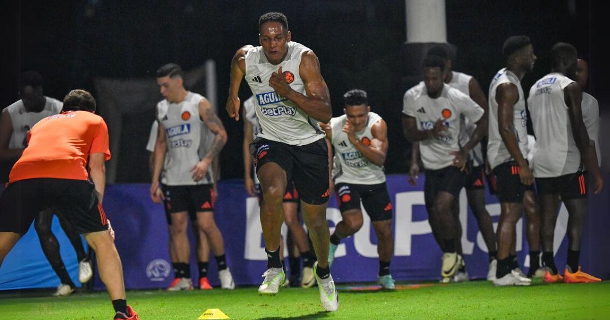 Titular habitual de Néstor Lorenzo estaría lesionado y prende las alarmas en la selección Colombia