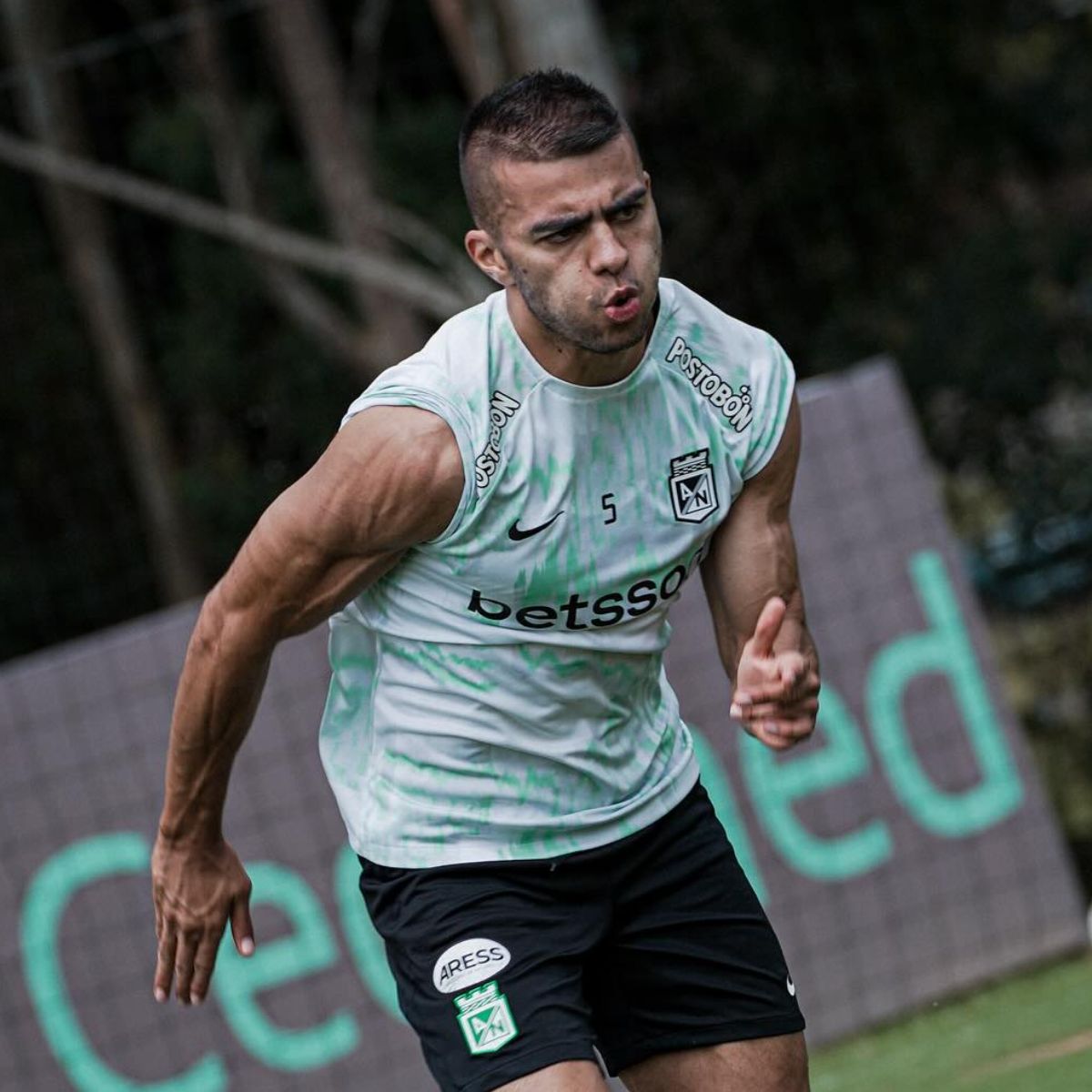 Jhon Duque Atlético Nacional Santa Fe