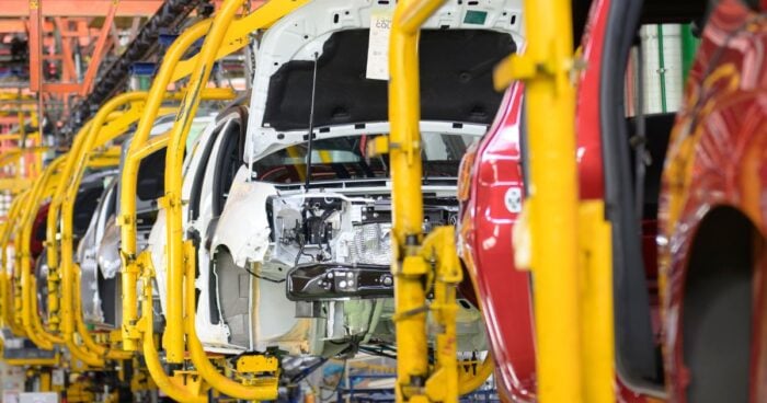 Renault le apuesta a Envigado y la pondría por encima de sus plantas en Brasil en Argentina para su próxima SUV Industria automotriz Renault Sofasa