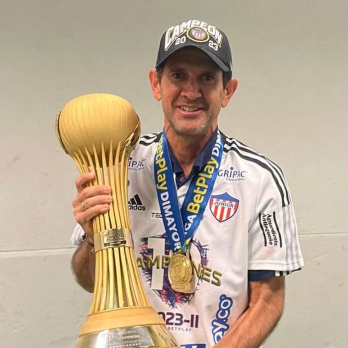 Junior de Barranquilla: Arturo Reyes está en la cuerda floja y su ...