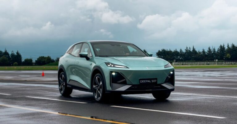 Deepal S07 - Deepal, La marca china de carros que se prepara para llegar al país; viene con grandes modelos