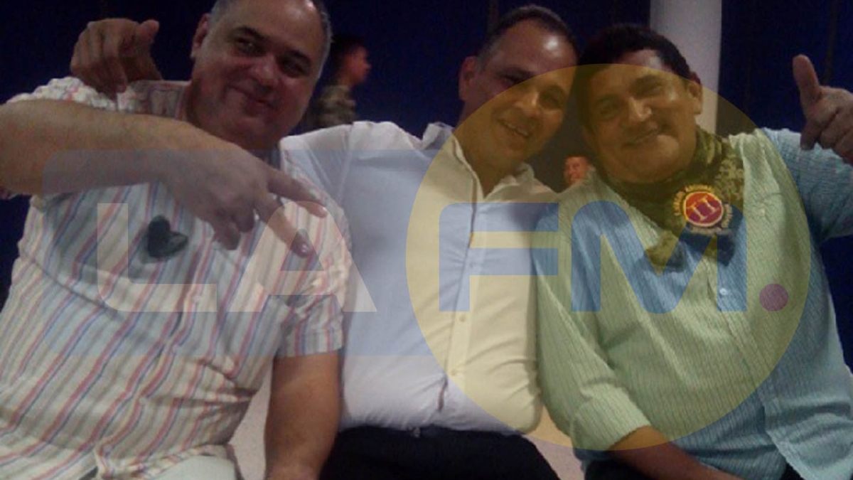 Con Poncho Zuleta a bordo fue la gran fiesta de matrimonio del hijo del Ñeñe Hernández - -- Las2orillas Poncho Zuleta