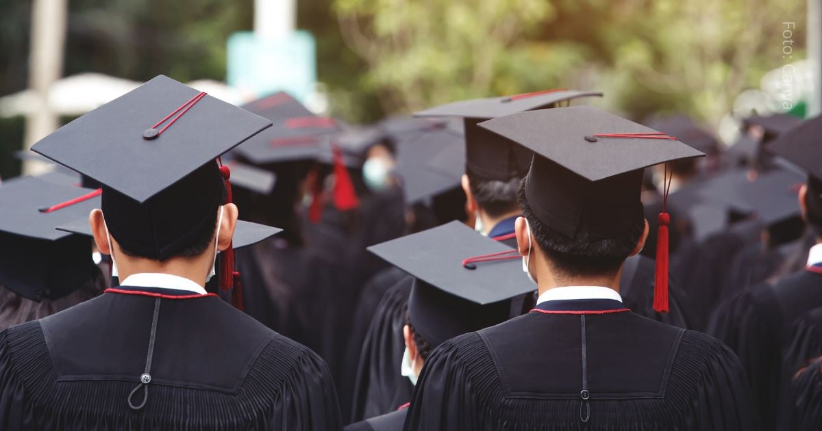 Cinco carreras universitarias que no debería estudiar en Colombia, según la IA