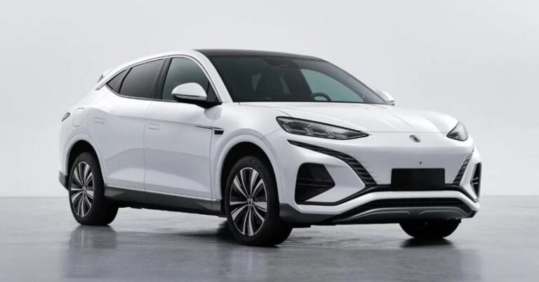 Denza N7 - Una nueva marca de carros eléctricos se prepara para llegar a Colombia y pone a temblar a su competencia