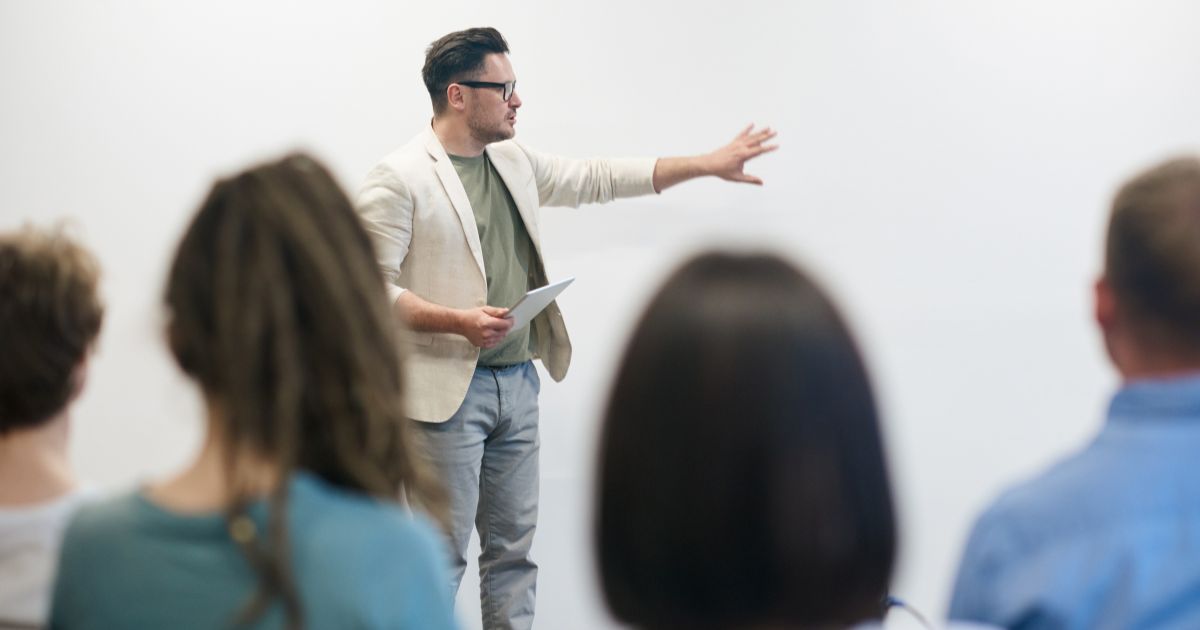 Esta es la profesión más deseada por los colombianos, según Google ¿Dónde es más barato estudiarla?