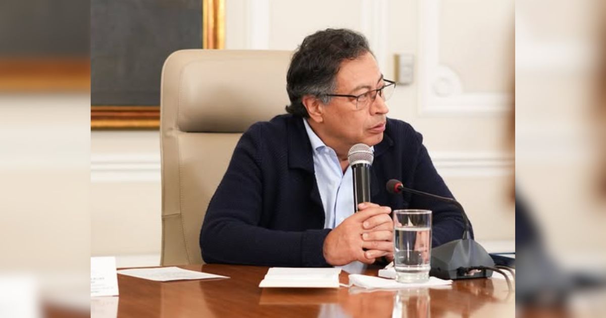 Petro y el desencanto macondiano: ¿El fin de la izquierda en Colombia?