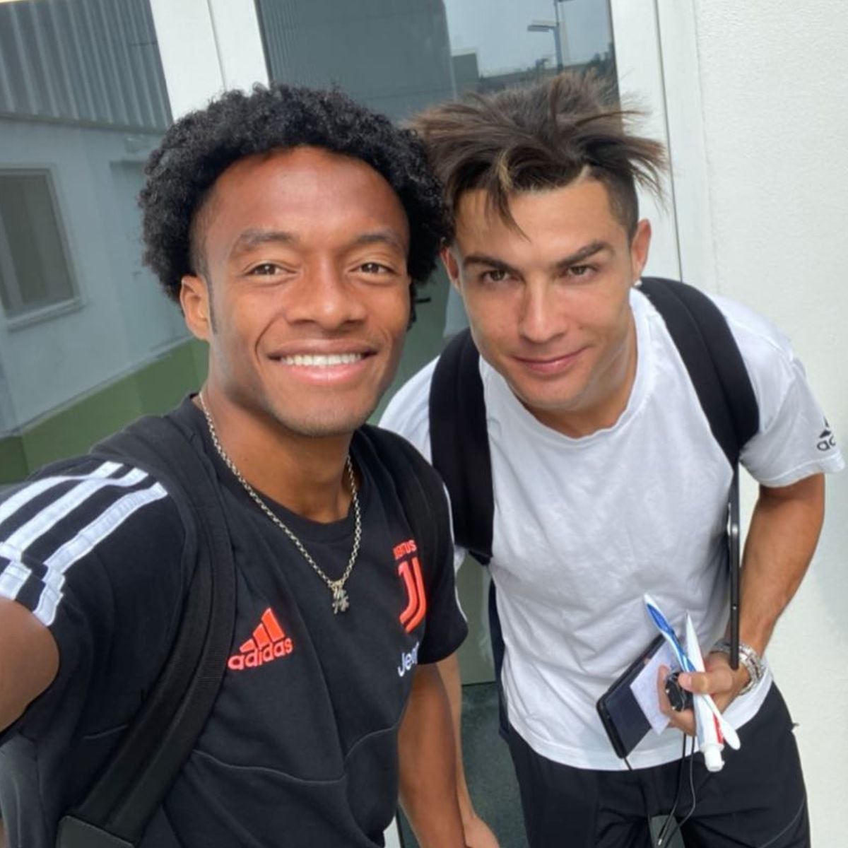 Juan Cuadrado - colombianos que han jugado con Cristiano Ronaldo