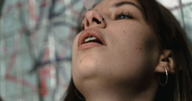  - La fe es como una vieja prostituta vestida de virtud que no necesita pruebas ni argumentos