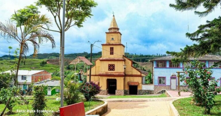Fenicia - El pueblito del Valle que sorprende con un mirador, un tobogán gigante y mucho más