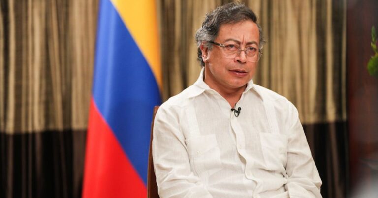  - Petro llegó al poder antes de tiempo, a eso se debe su fracaso