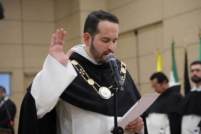  - Una universidad privada de Cali y dos de Bogotá le sigue los pasos a la poderosa UNAD