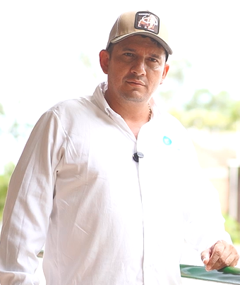  - En medio de la explotación de oro y secuelas de la guerra en Antioquia un colegio busca un cambio