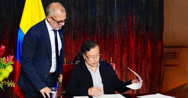  - La última pelea de Alfredo Saade antes de irse como embajador a Brasil