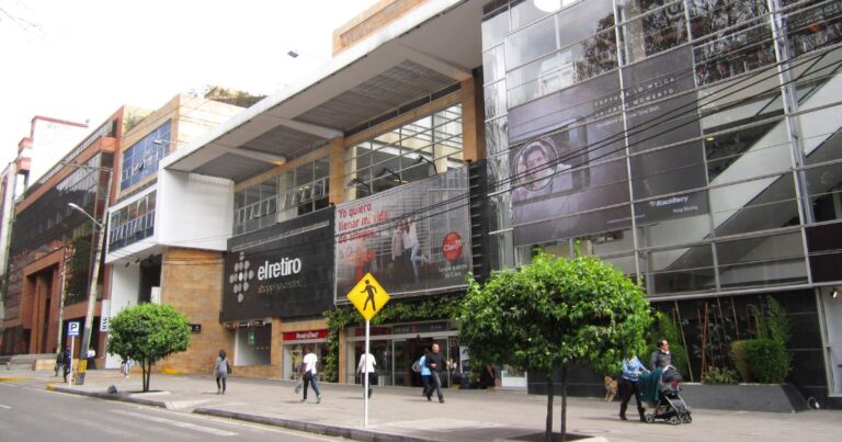 Centro Comercial El Retiro - El famoso centro comercial de Bogotá que se llevó tremendo reconocimiento por su innovación