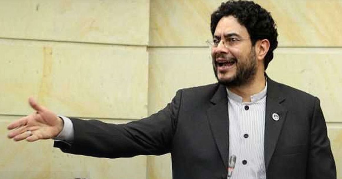 La jugada de regalarle la candidatura a Iván Cepeda, luego de haberle ganado el juicio a Uribe