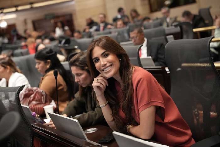  - El lío que pesa sobre la nueva MinTic, ficha de la congresista Saray Robayo y su esposo Emilio Tapia