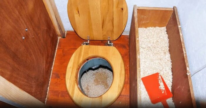  - De quién es la empresa que puso los baños ecológicos sin agua en el Festival Cordillera